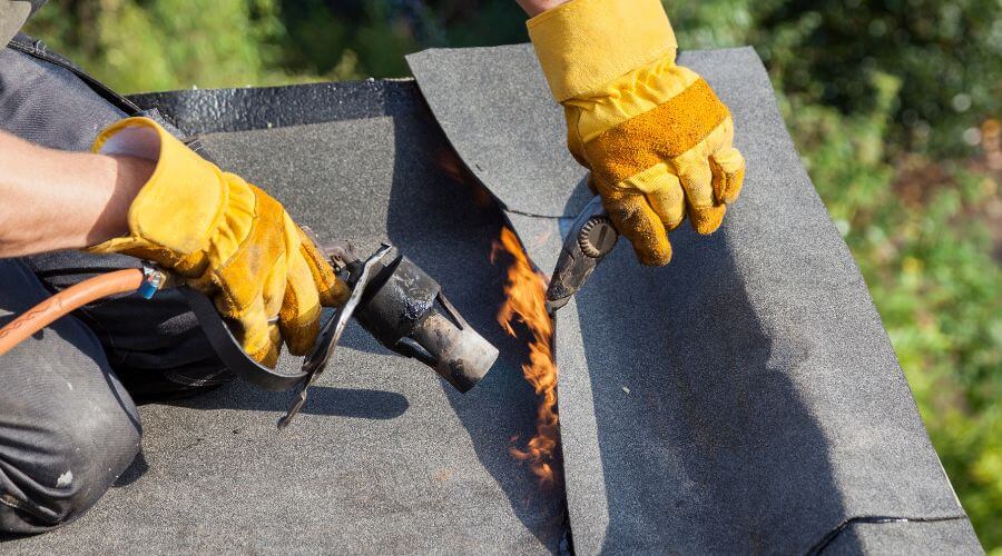 Professional gutter cleaning in Hollis Center, ME
